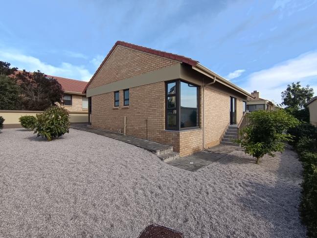 2 Bedroom Property for Sale in Seemeeu Park Western Cape